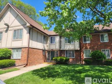 Main picture of 30212 Southfield Rd