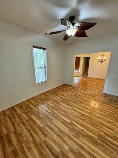 Main picture of 1911 W Gardner Ave
