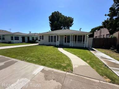 Main picture of 210 S Bush St