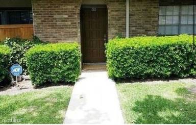Main picture of 5947 Ross Ave