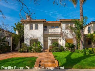 Main picture of 149 S La Peer Dr