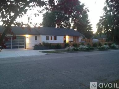 Main picture of 4715 6th Ave NW