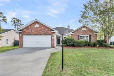 Main picture of 1004 Cobblestone Blvd