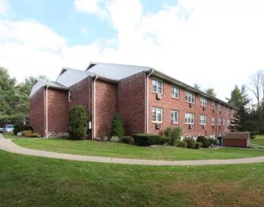 Main picture of 100 200 Laura Ln