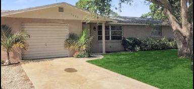 Main picture of 3402 Papaya Rd