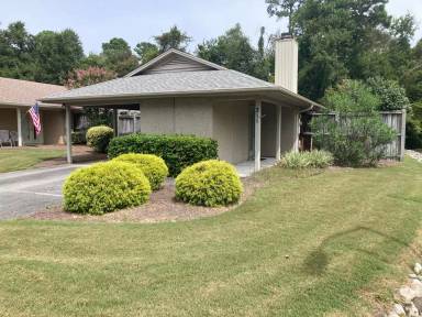 Main picture of 311 Smugglers Ct