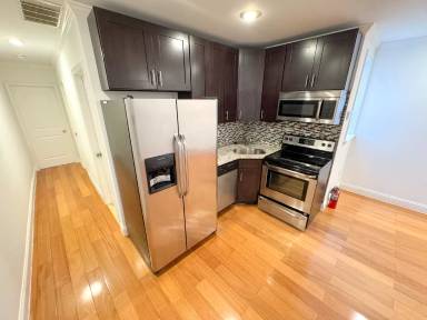 Main picture of 2329 S 15th St