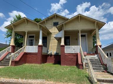 Main picture of 2712 2nd Ave