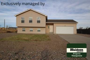 Main picture of 538 S Maher Dr