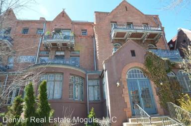 Main picture of 1441 N Pennsylvania St