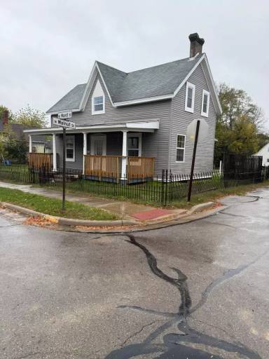 Main picture of 202 W Ward St