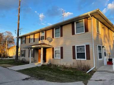 Main picture of 3305 Main Ave