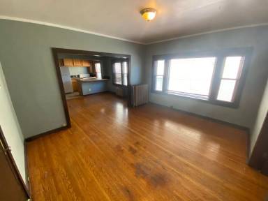 Main picture of 3044 Pleasant Ave