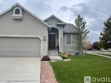 Main picture of 368 W Nate Ln