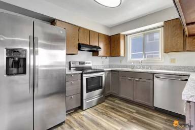 Main picture of 3305 Cope St