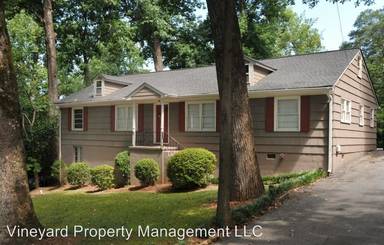 Main picture of 50 Mobile Ave NE