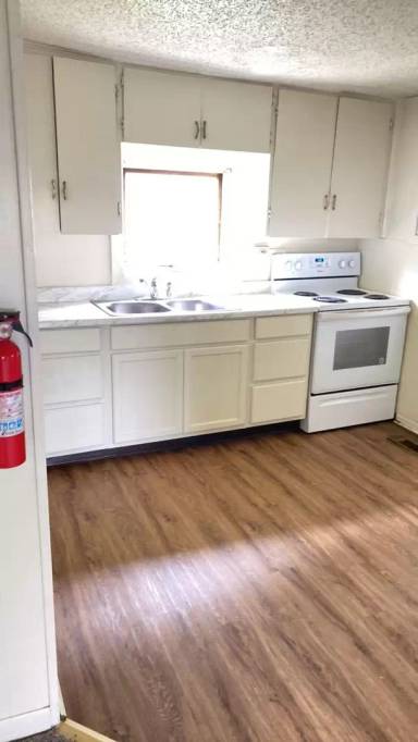 Main picture of 602 D St