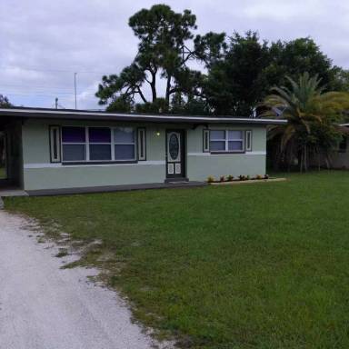 Main picture of 2711 Elmwood St