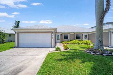 Main picture of 722 SW 35th St