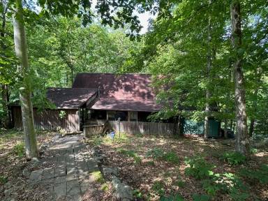 Main picture of 2320 Devault Bridge Rd