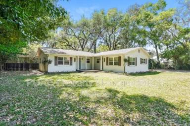 Main picture of 1220 SE 3rd St