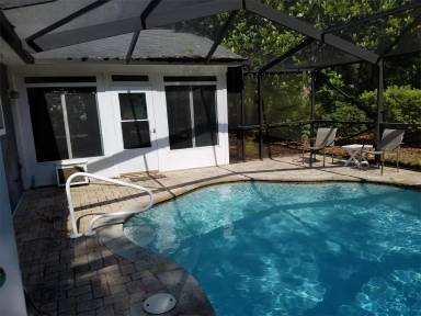 Main picture of 613 Birkdale Cir W