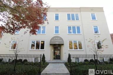 Main picture of 110 Gallatin St NW