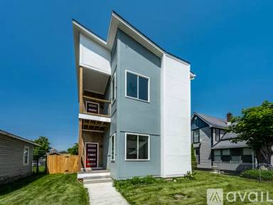 Main picture of 1026 Saint Peter St