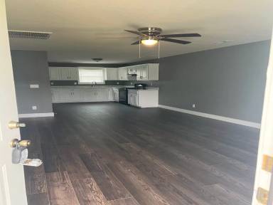 Main picture of 305 Camptown Rd