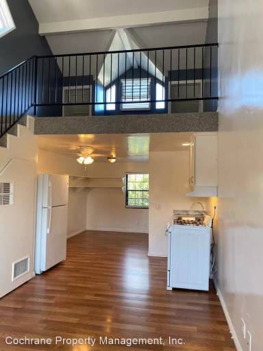 Main picture of 4390 Calle Real