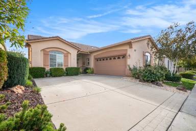 Main picture of 672 Stewart Way