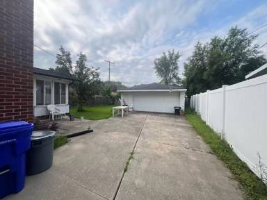 Main picture of 18270 Spring Ct S