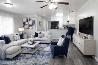 Main picture of 9322 Palm St