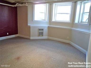 Main picture of 33 Stearns Rd