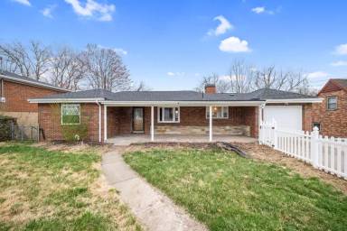 Main picture of 2003 Weberwood Dr