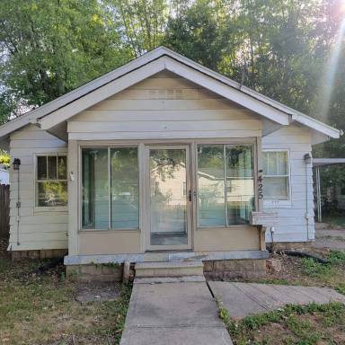 Main picture of 425 N Exeter Ave