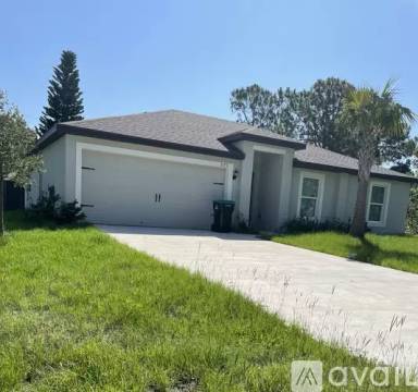Main picture of 1143 Walden Blvd SE