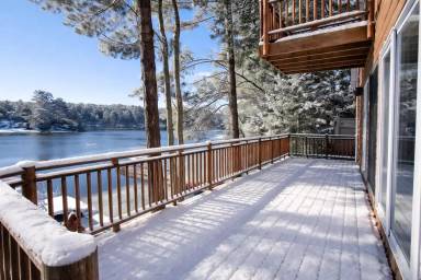 Main picture of 4390 Lakeview Trl