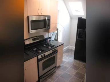 Main picture of 30 Rice St