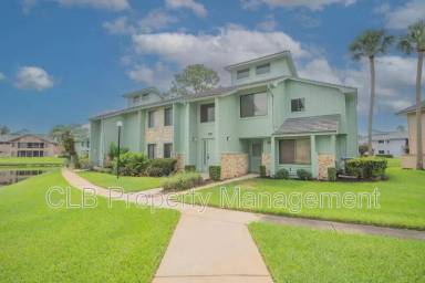 Main picture of 114 Blue Heron Dr