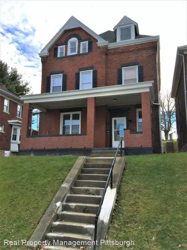 Main picture of 218 Suncrest St