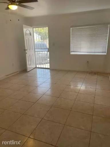 Main picture of 832 W Rosecrans Ave