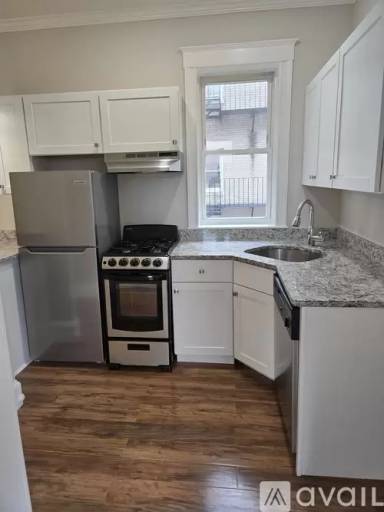 Main picture of 1193 Commonwealth Ave