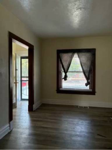 Main picture of 2946 N Humboldt St