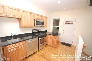 Main picture of 172 Fuller St