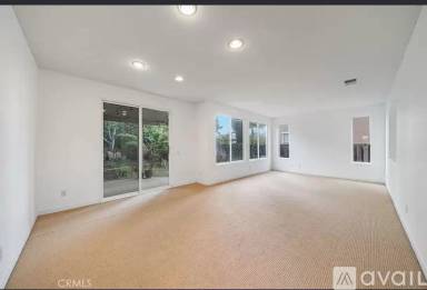 Main picture of 32475 Corte Barela