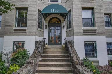 Main picture of 1125 Maryland Ave NE