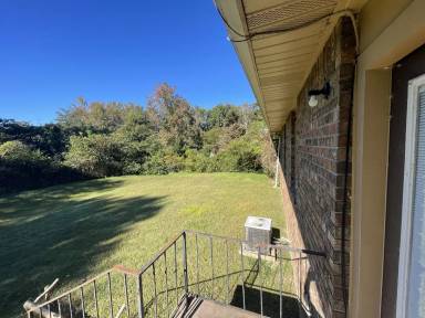 Main picture of 103 Whispering Pine Ln NE