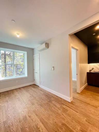Main picture of 1354 Jefferson Ave
