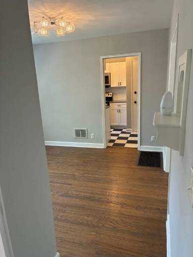 Main picture of The Avenue Willow Apartments